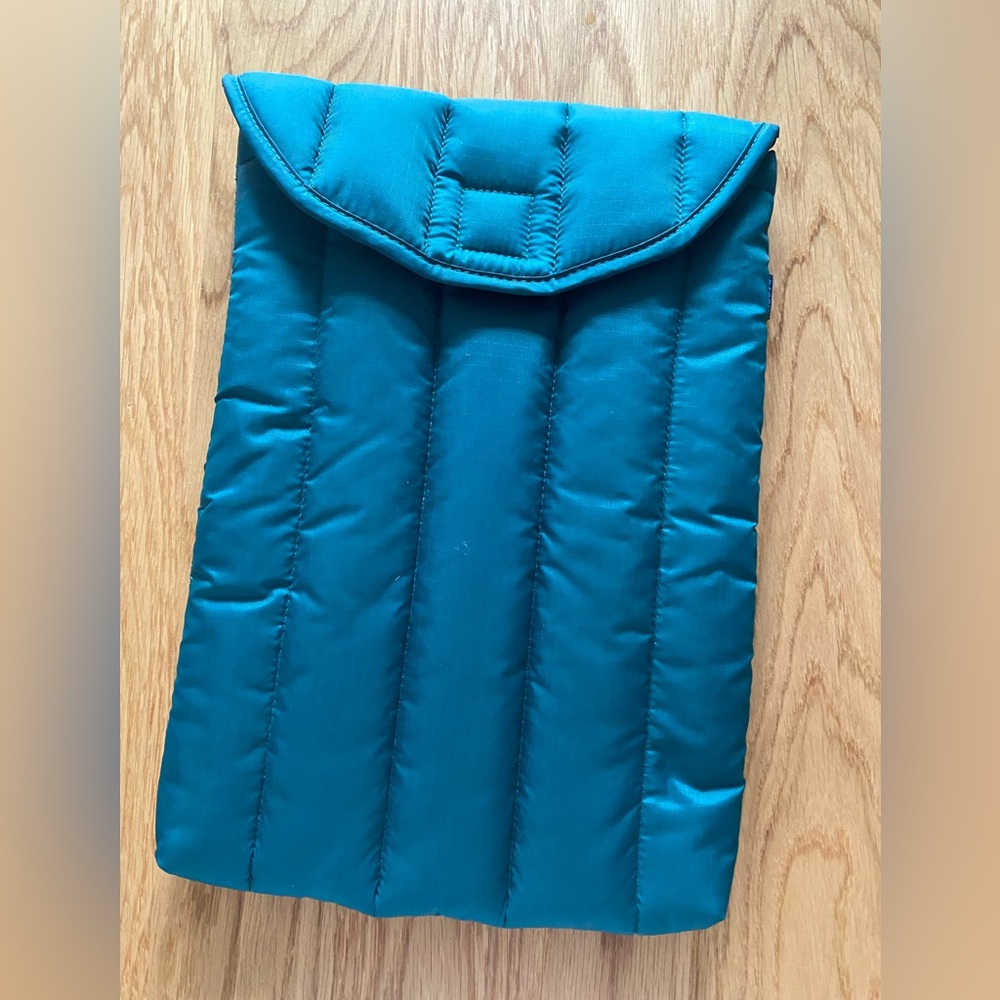 Baggu laptop case